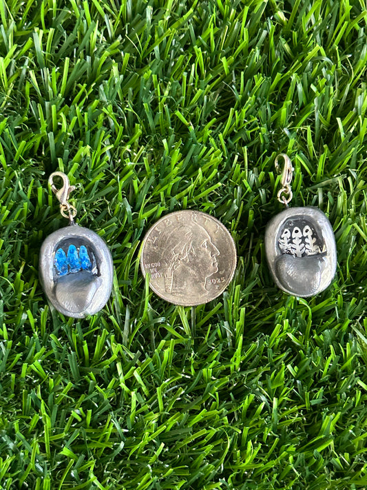 DEAD OR ALIVE SARDINES