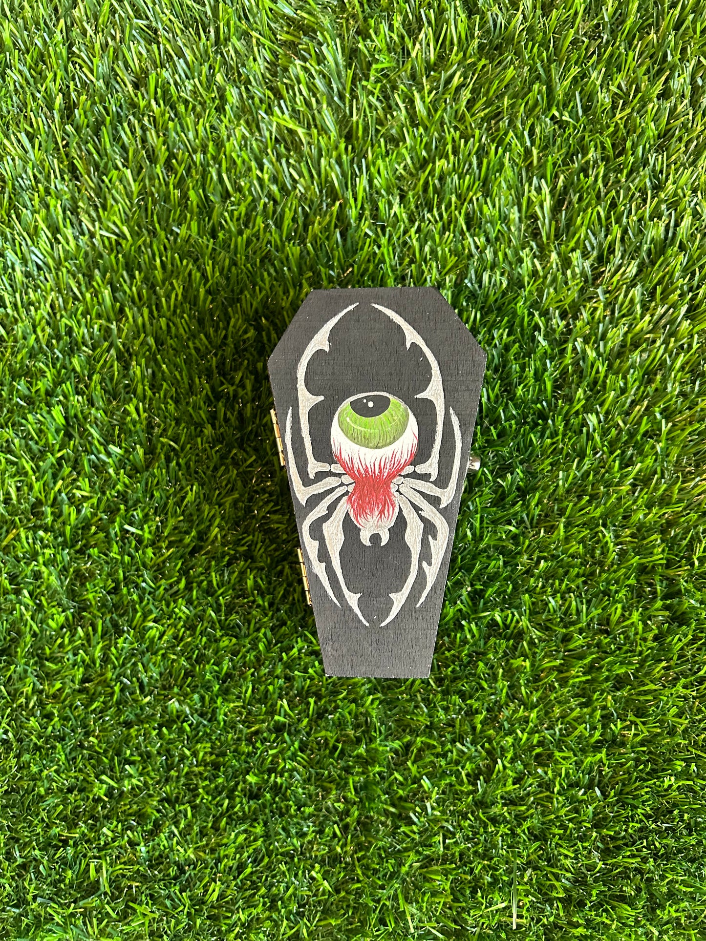 SPIDER EYE COFFIN