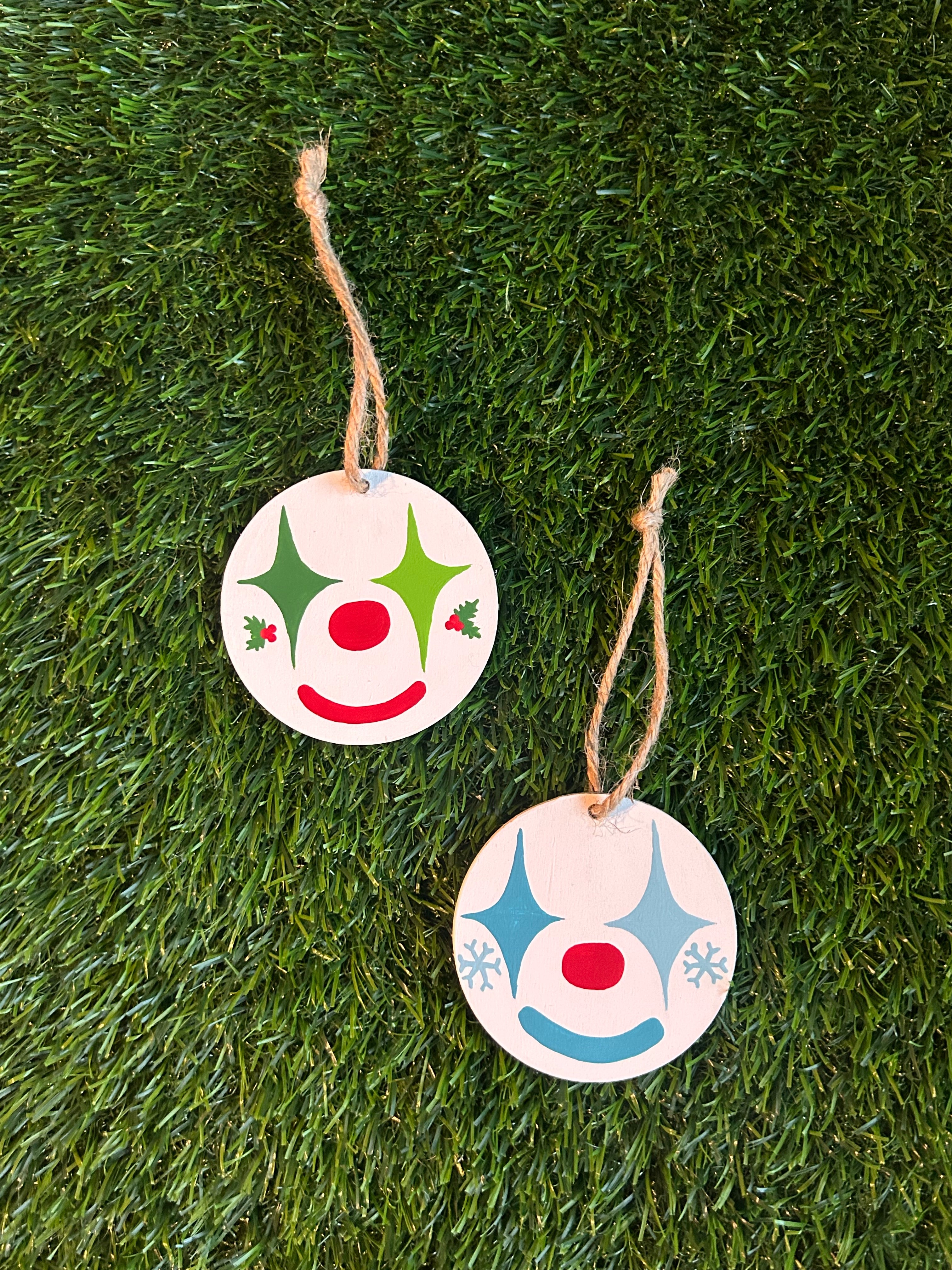 CHRISTMAS CLOWN BABEES