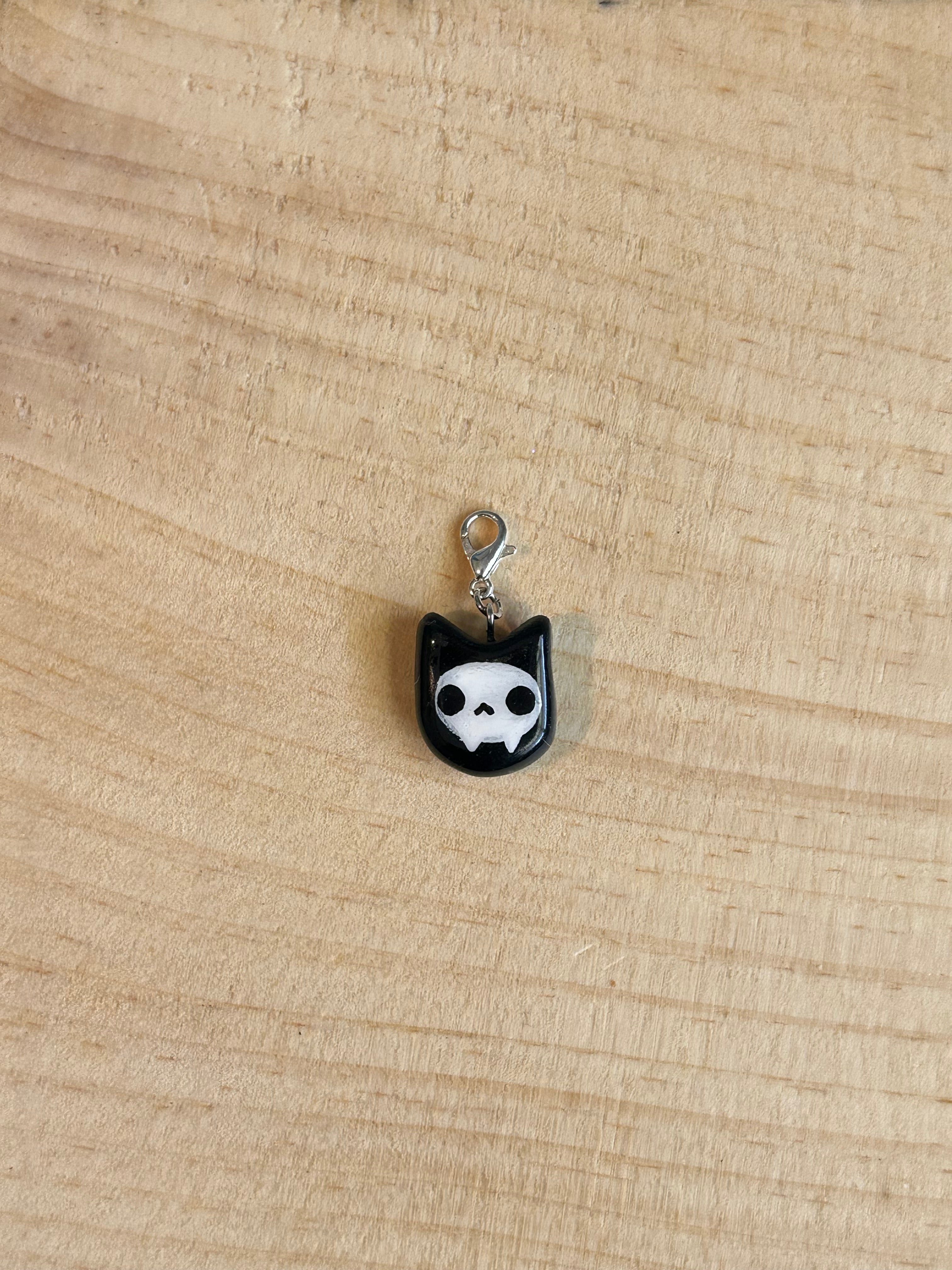 SKULL CAT