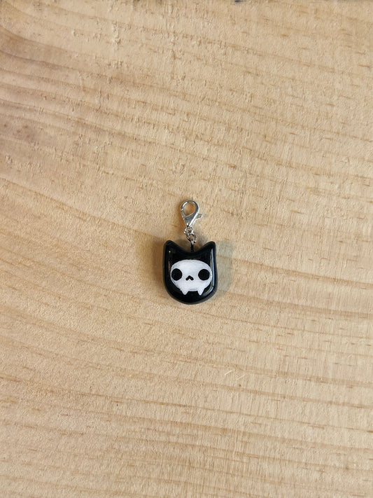 SKULL CAT